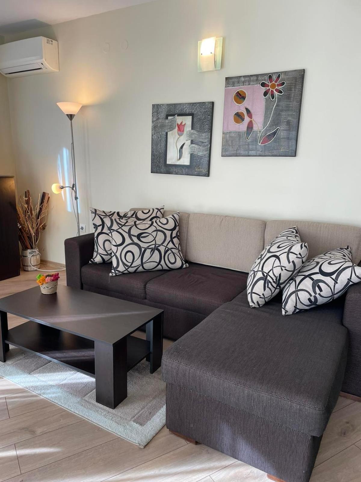 Apartament Ivanovi A119 Burgas Exteriör bild